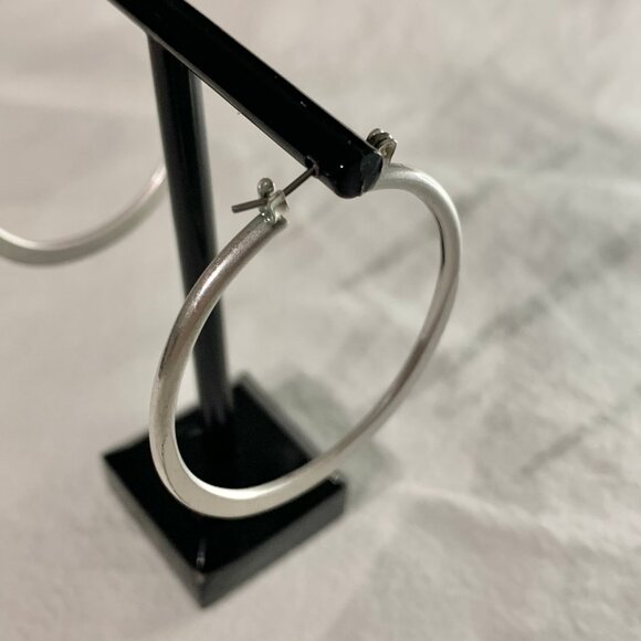 Matte Brushed Silver Tone Hoop Earrings Flat Leverback Modern Minimalist - Picture 3 of 5